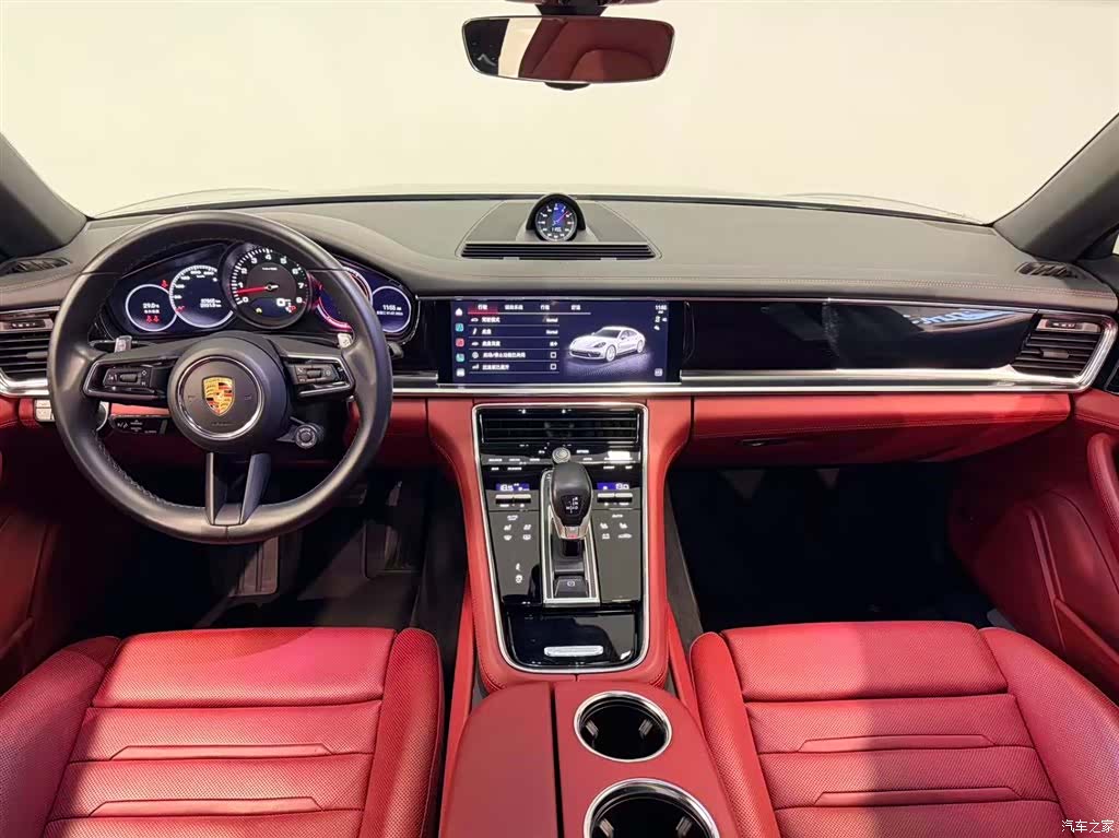 Porsche Panamera, 2022 10