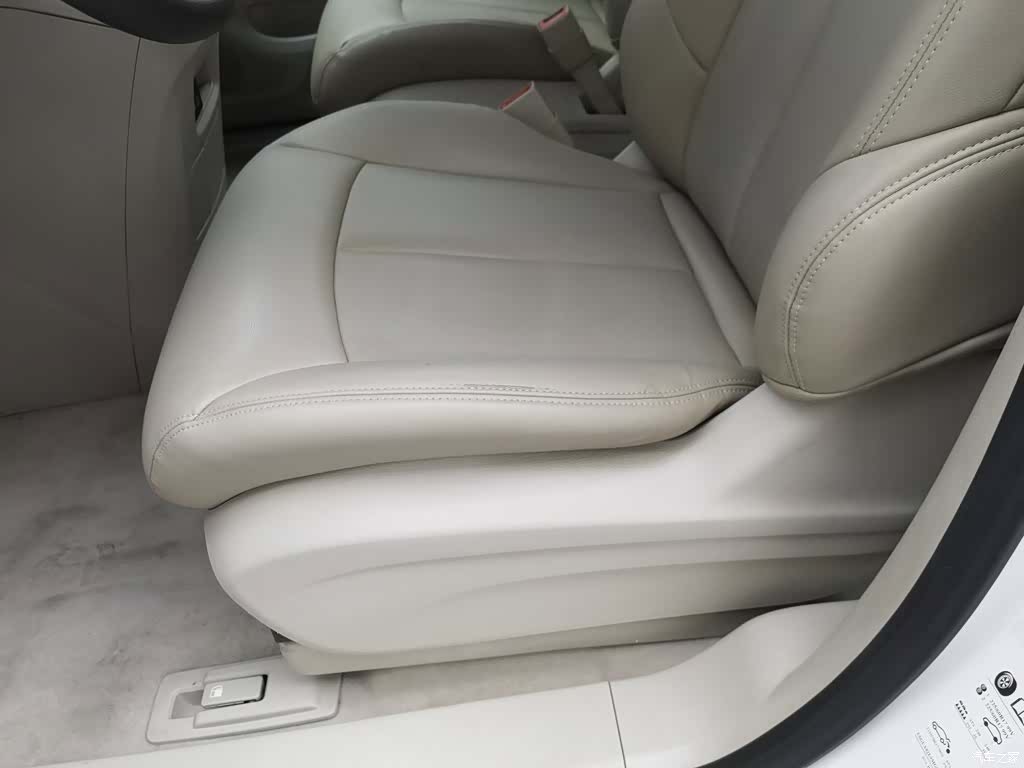 Buick GL8, 2021 20