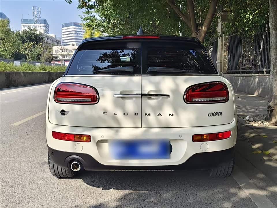 MINI CLUBMAN
