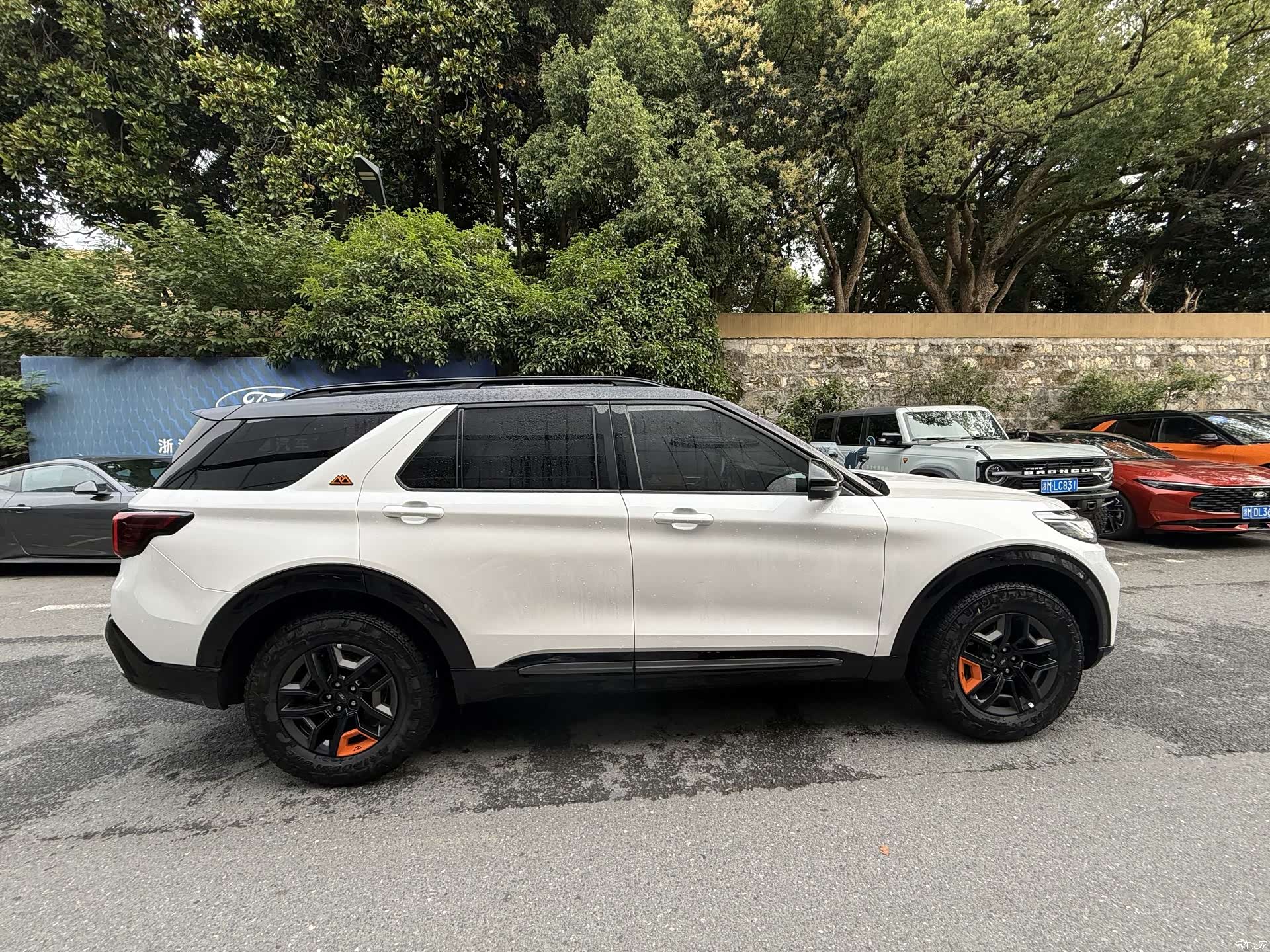 Ford Explorer, 2024 все фото
