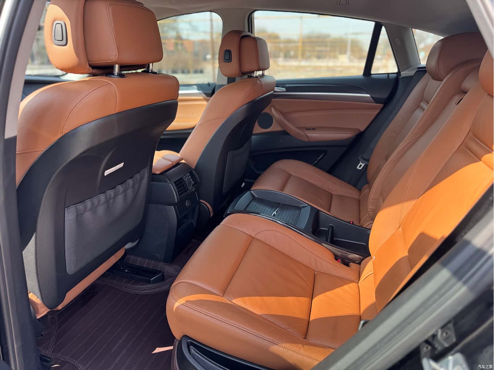BMW X6, 2010 9