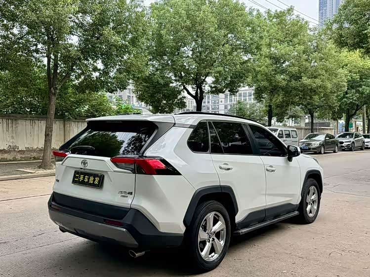 Toyota RAV4 Rongfang