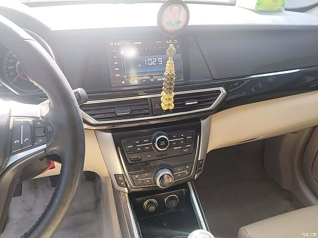 Zotye X5, 2017 13