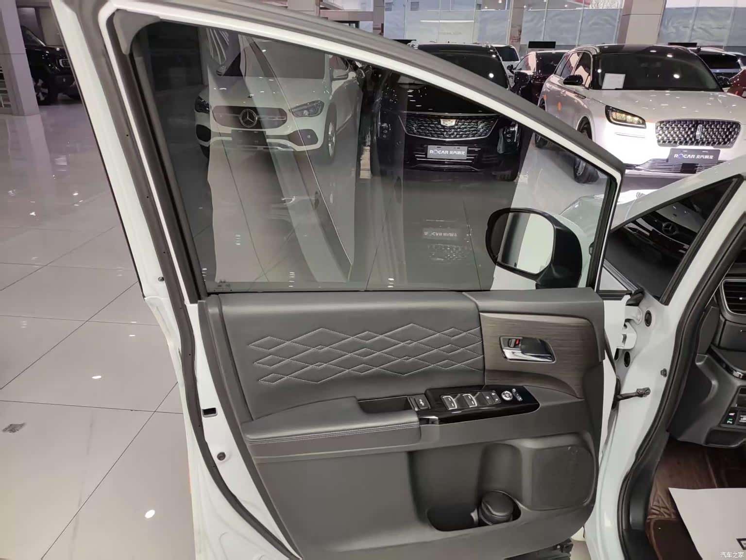 Honda Elysion, 2024 14