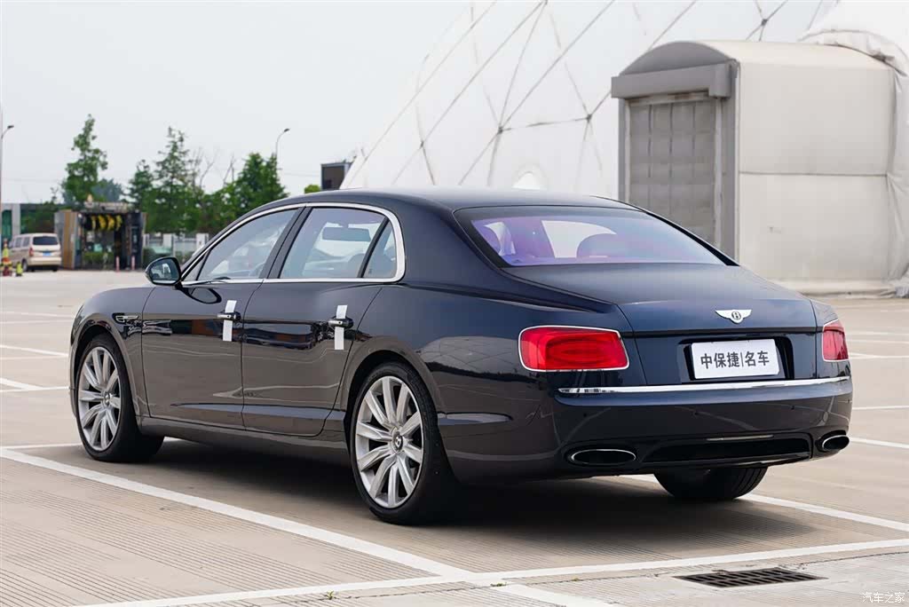 Bentley Flying Spur, 2016 22