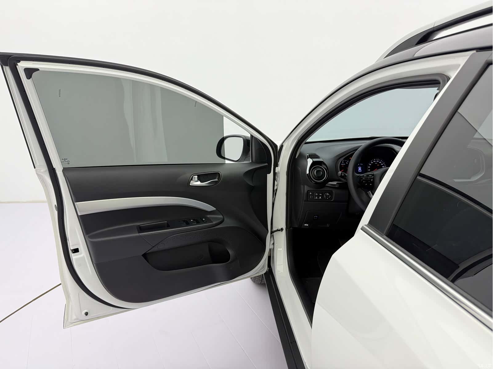 Kia KX1, 2022 21