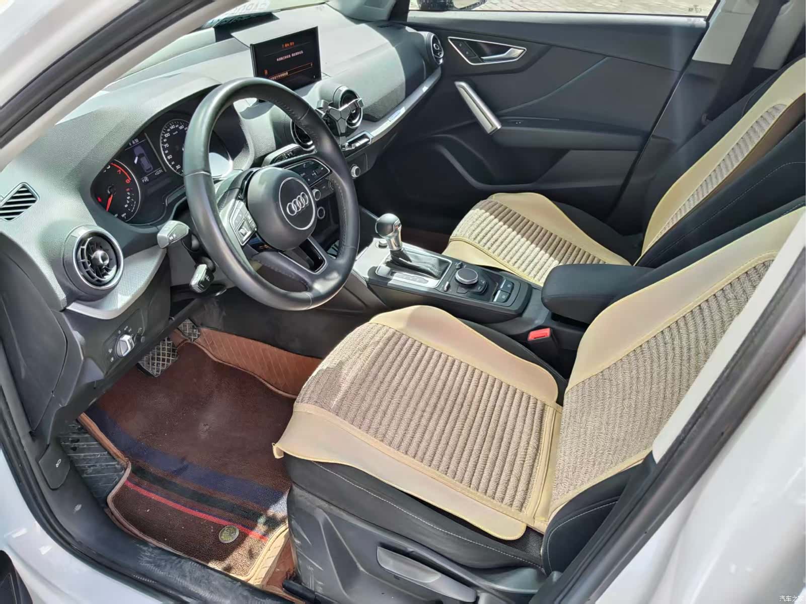 Audi Q2L, 2021 4
