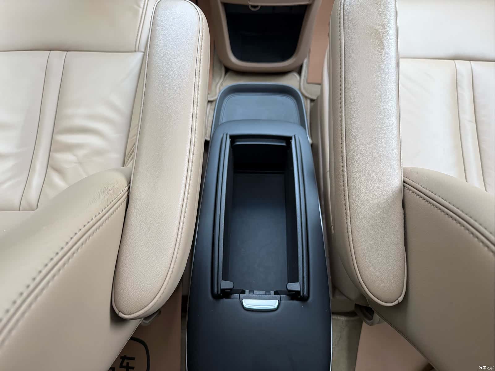 Buick GL8, 2018 26