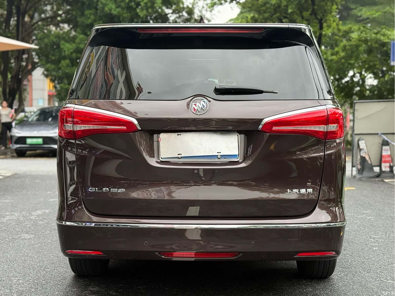 Buick GL8, 2018 7