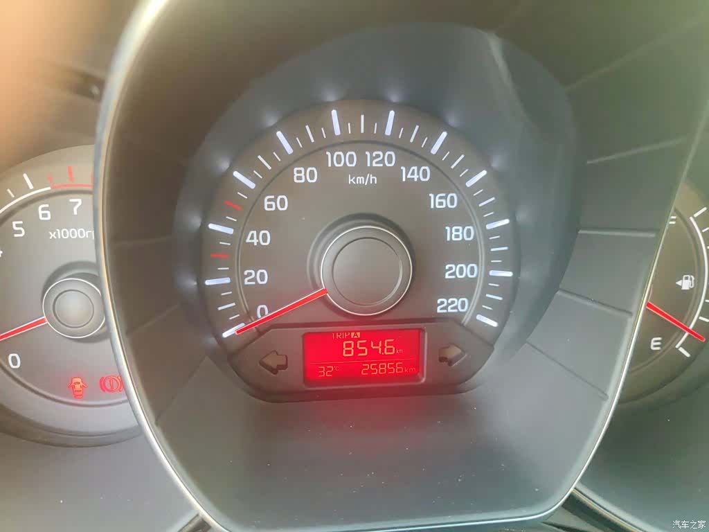 Kia K2, 2015 все фото