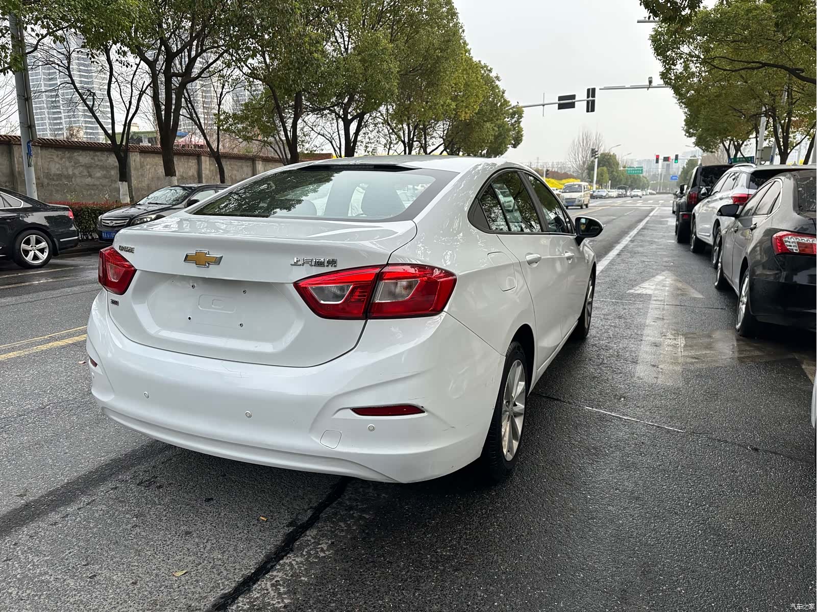 Chevrolet 320, 2018 9