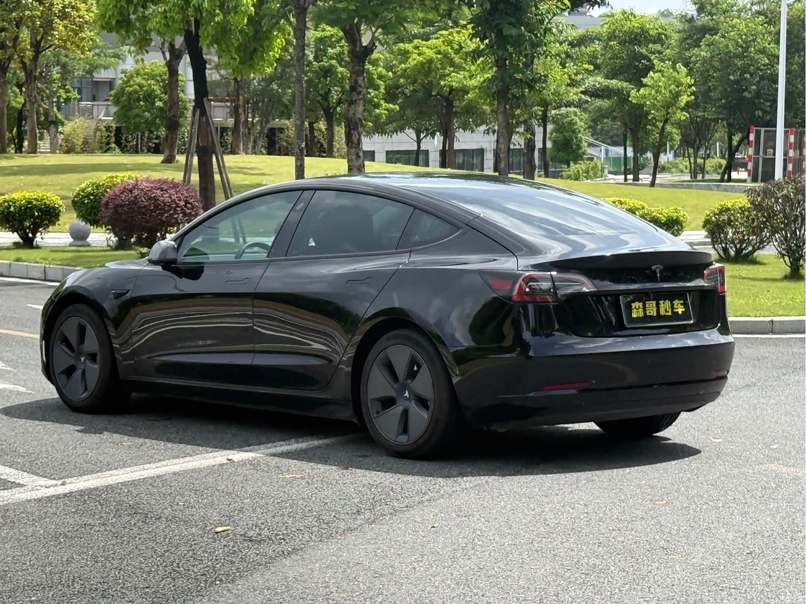 Tesla Model 3, 2023 14