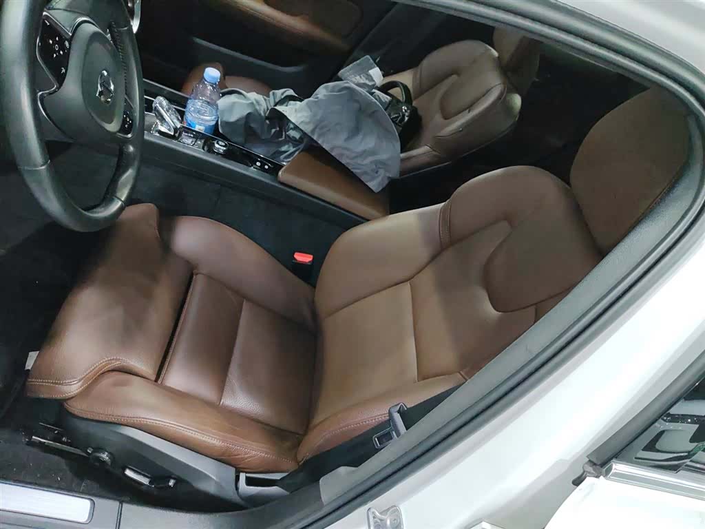 Volvo S60, 2022 11