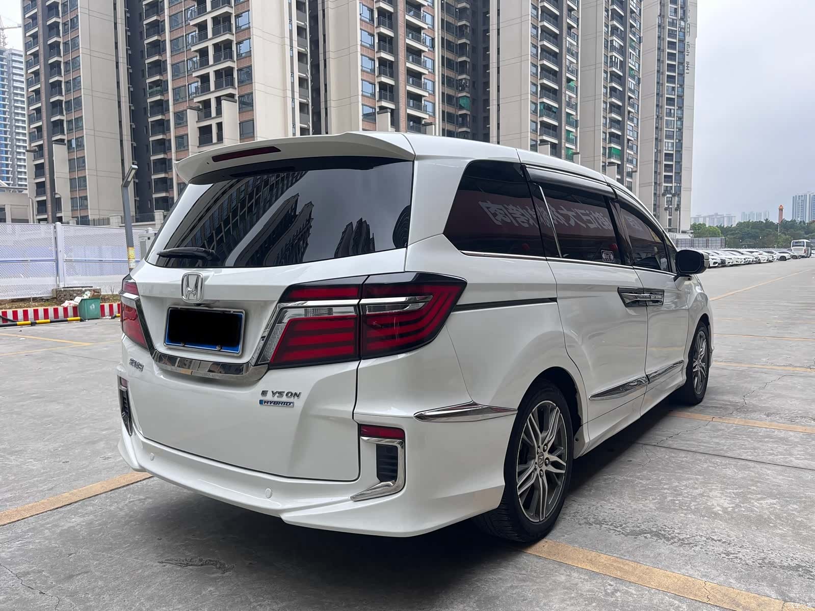 Honda Elysion, 2020 9