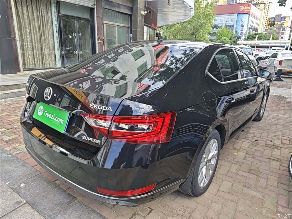 Skoda Superb, 2016 7