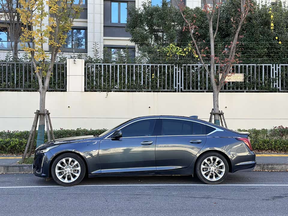 Cadillac CT5