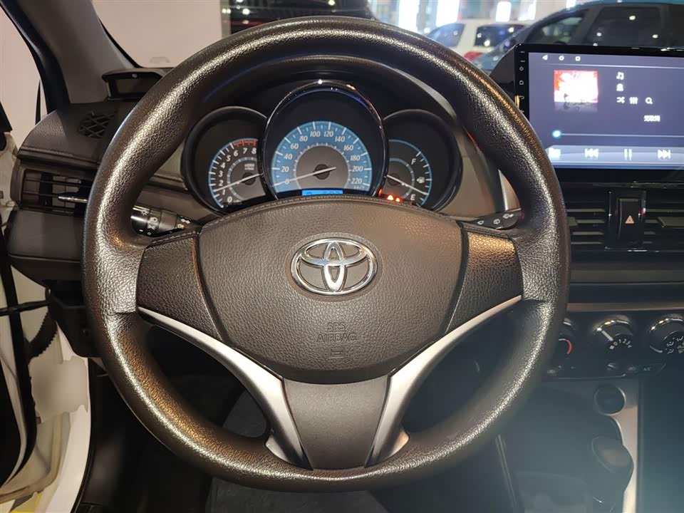 Toyota YARiS L Zhixuan