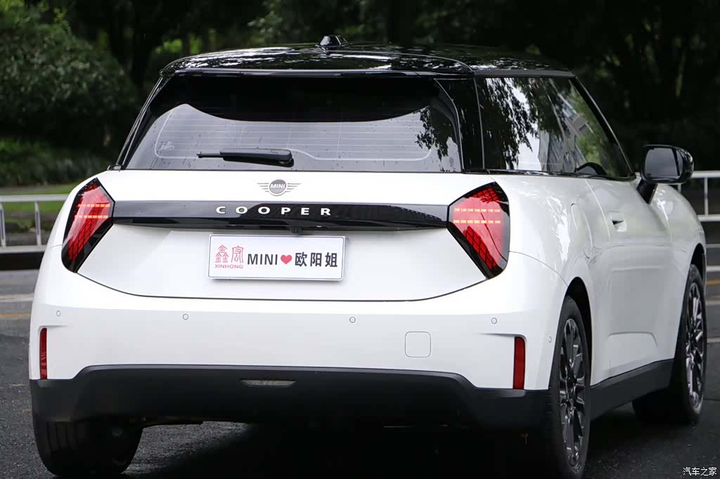 Mini Cooper, 2026 4
