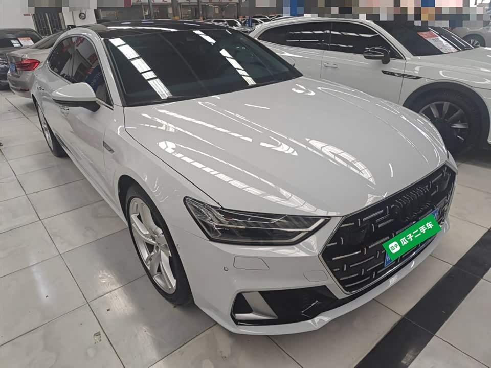 Audi A7L