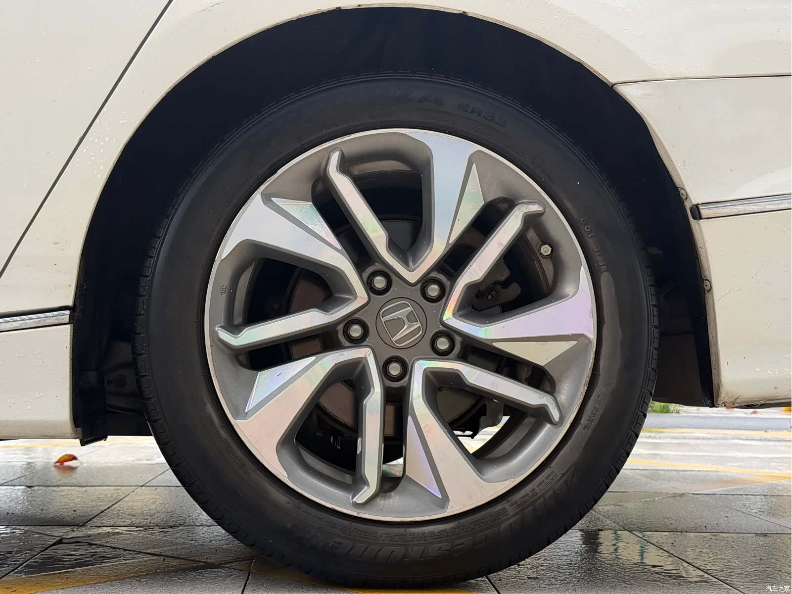 Honda Inspire, 2019 11