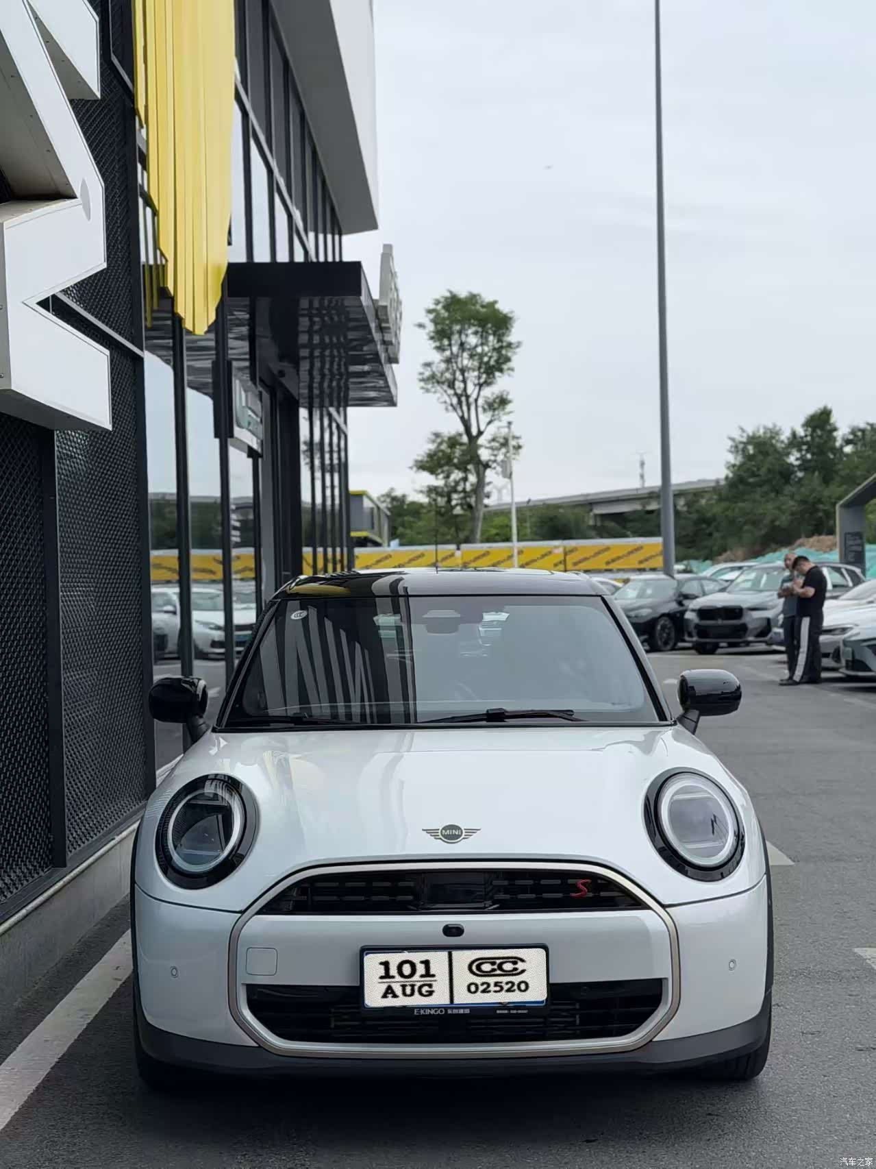 Mini Cooper, 2024 13