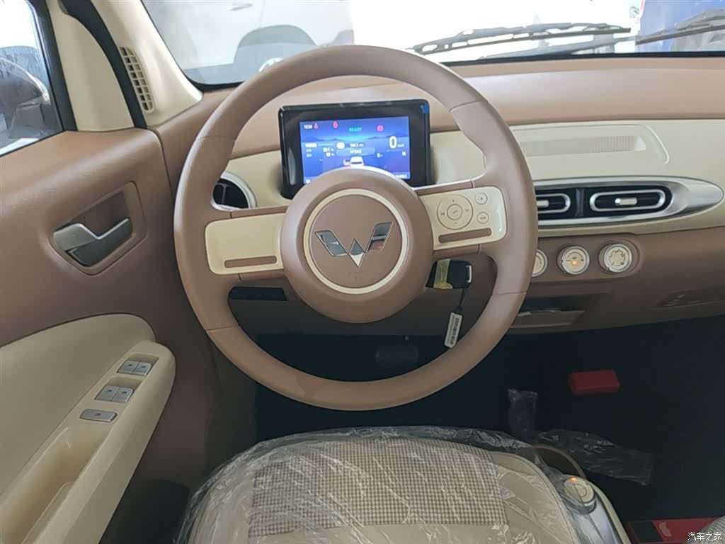Wuling MINIEV, 2026 11
