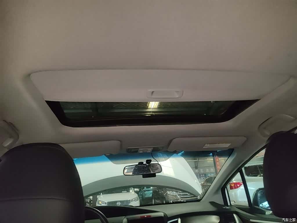 Honda Jade, 2015 18