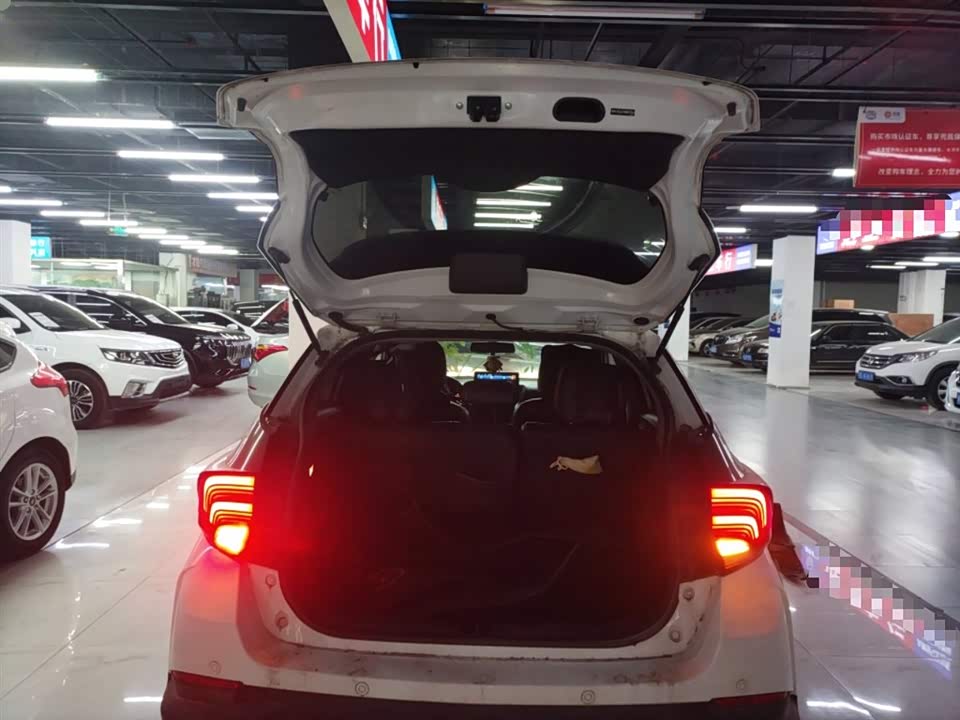 Toyota YARiS L Zhixuan