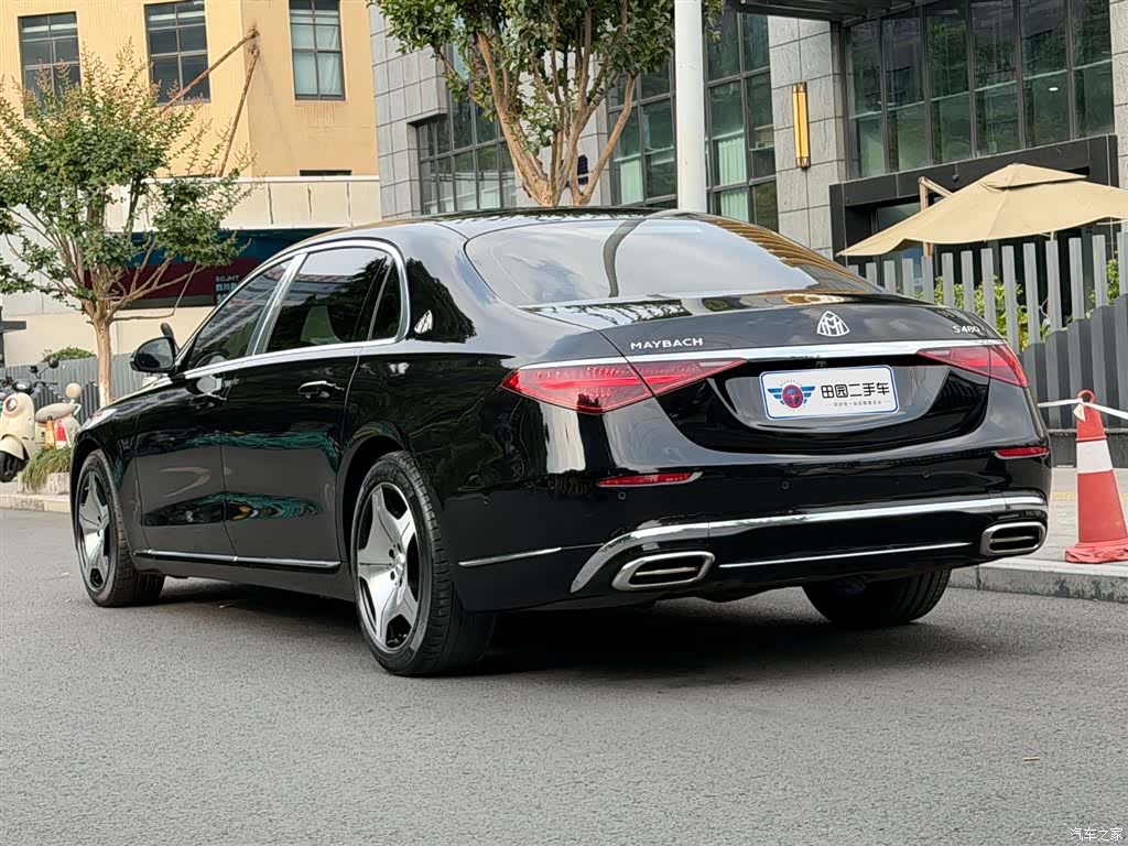 Maybach S-Class, 2021 4