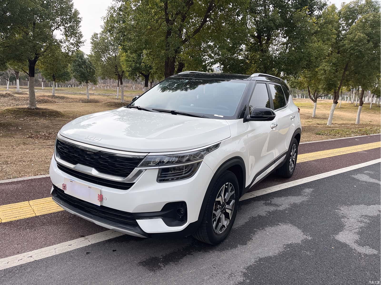 Kia KX3, 2022 1