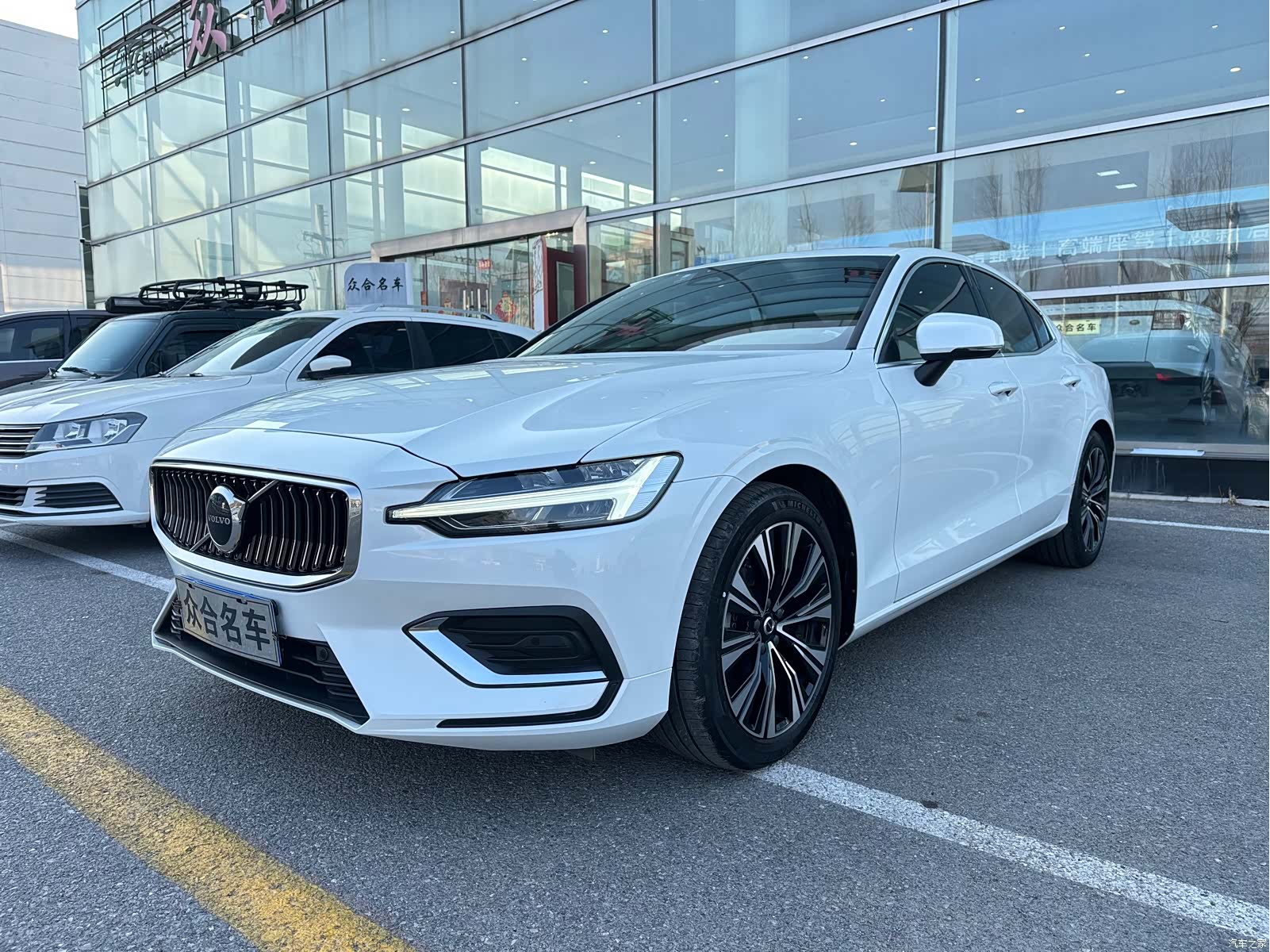 Volvo S60, 2023 1