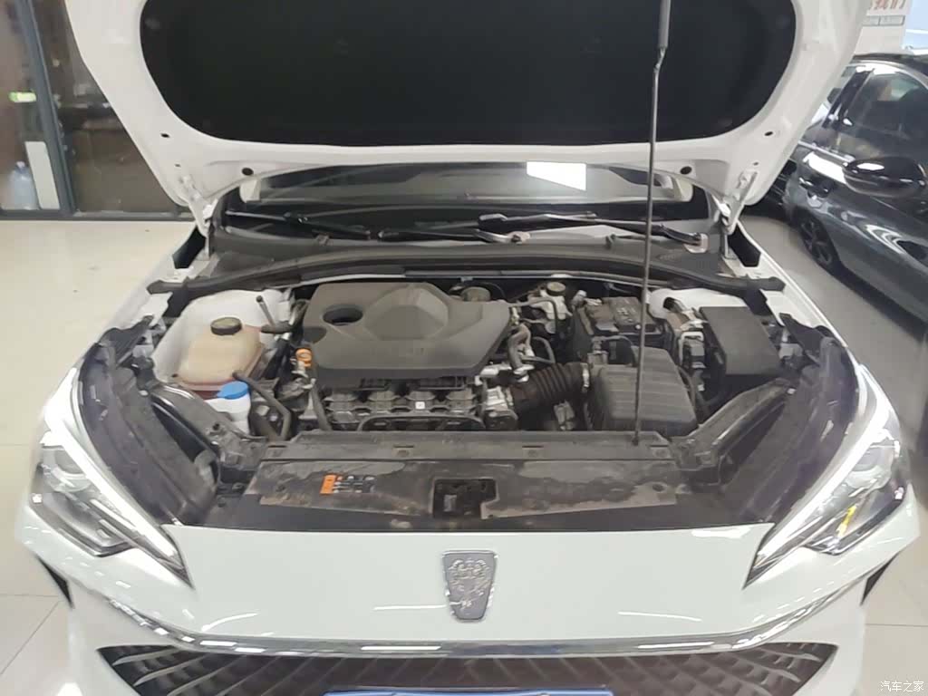 Roewe i5, 2025 20