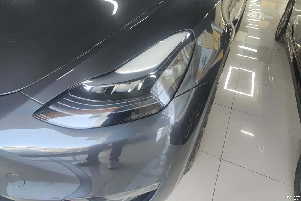 Tesla Model Y, 2024 все фото