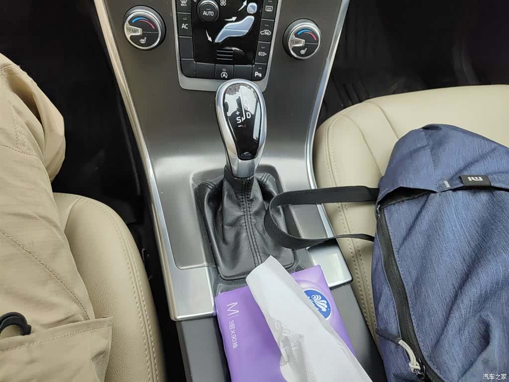 Volvo XC60, 2014 15