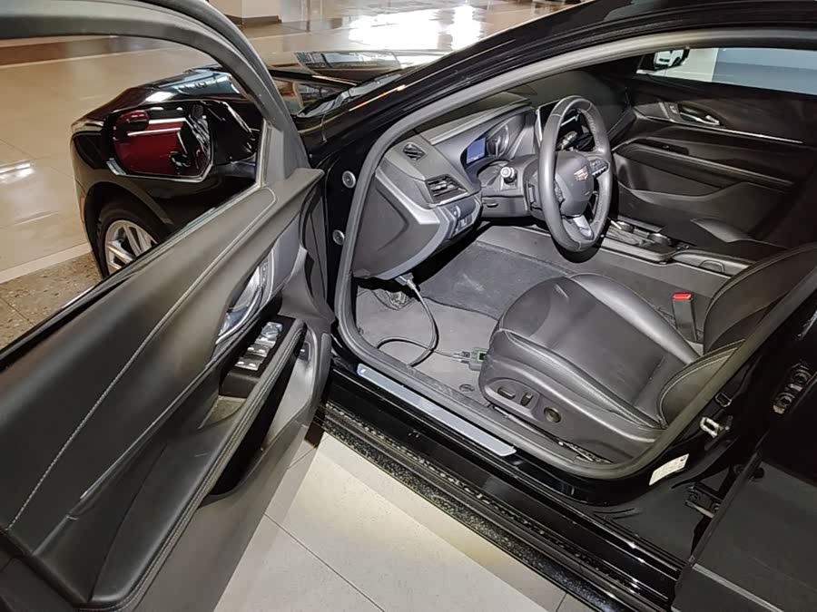 Cadillac CT4 2023, фото 16