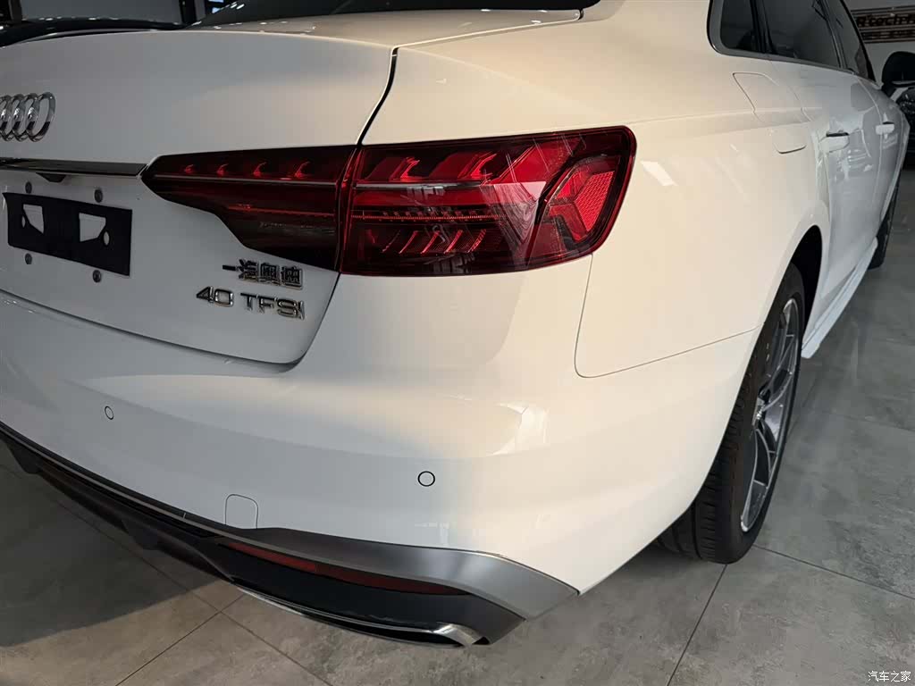Audi A4L, 2022 12