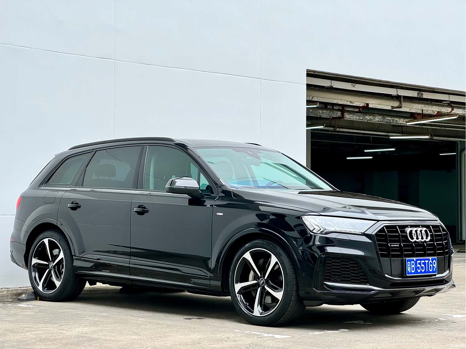 Audi Q7, 2023 3