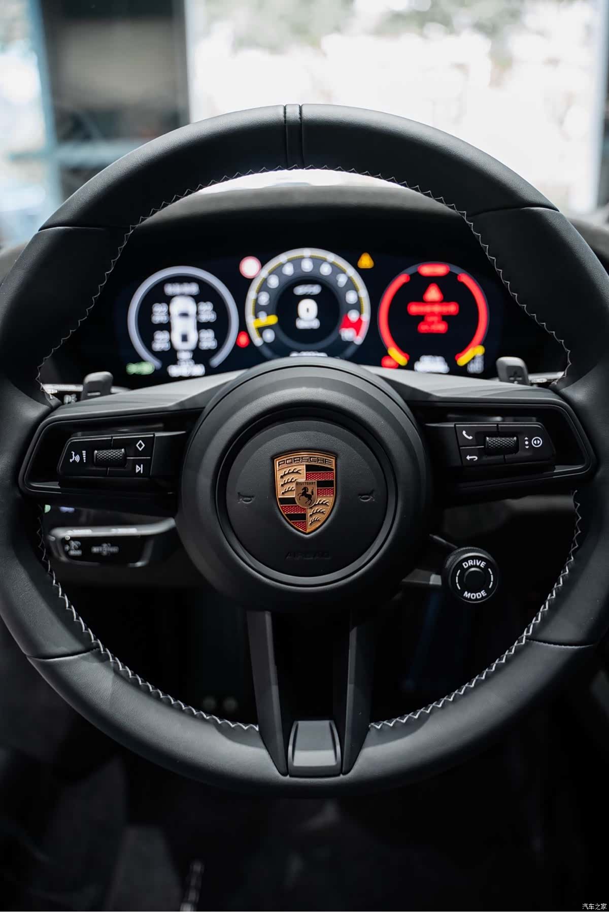 Porsche 911, 2025 13