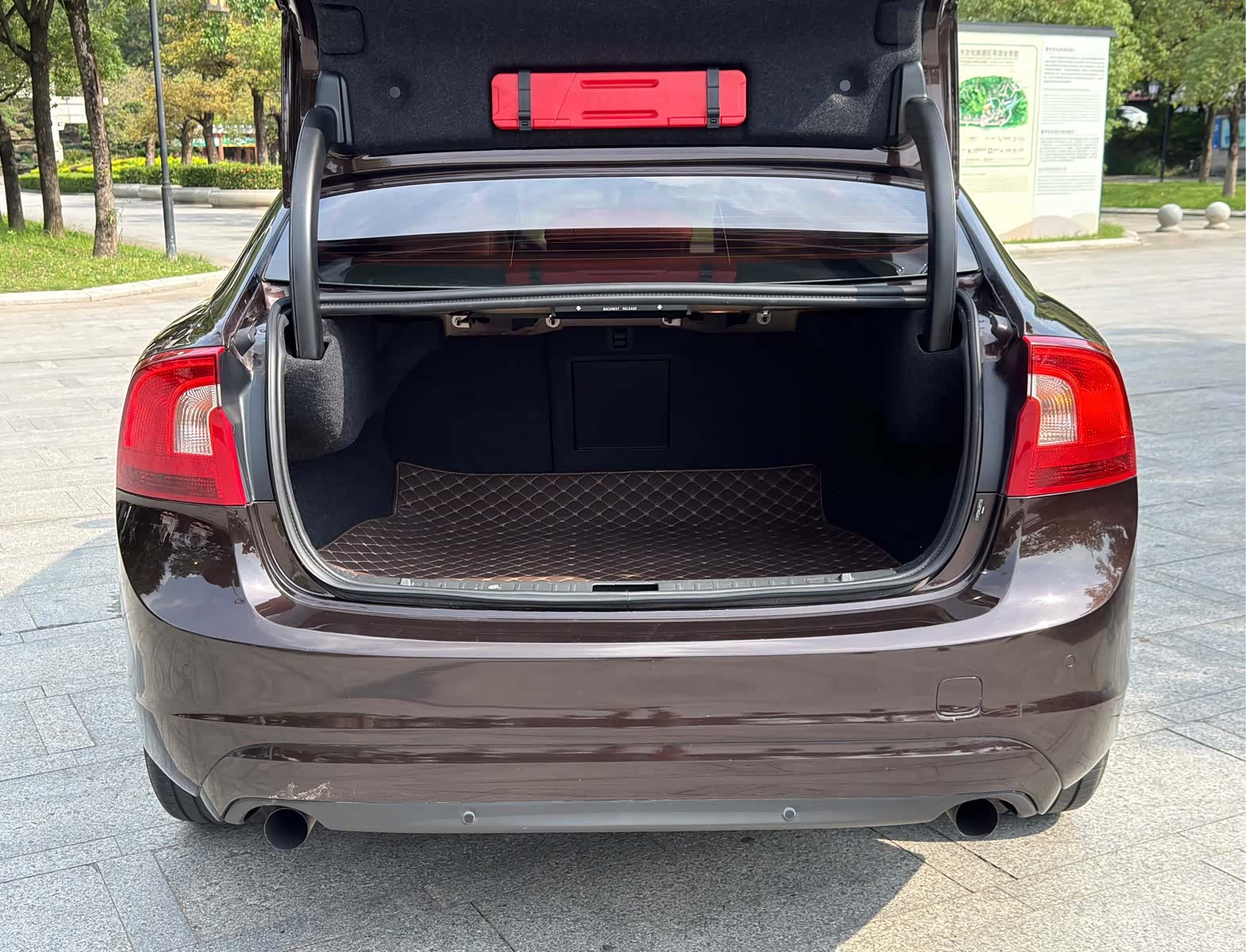 Volvo S60, 2018 18