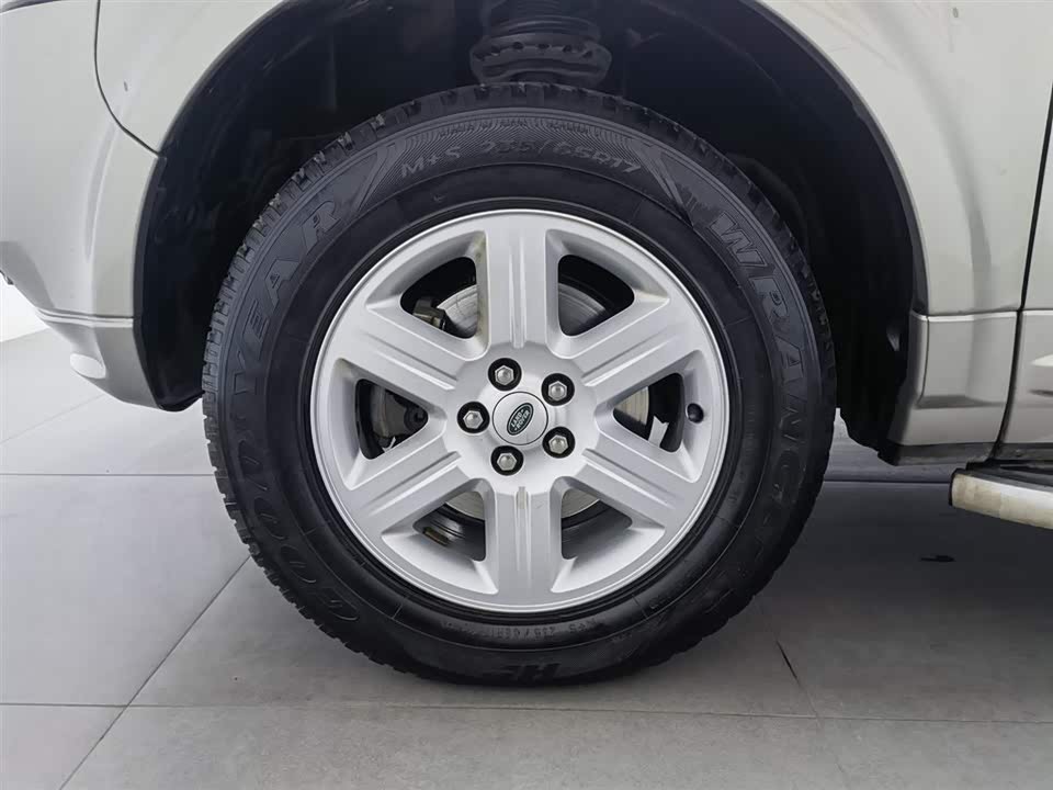 Land Rover Freelander 2