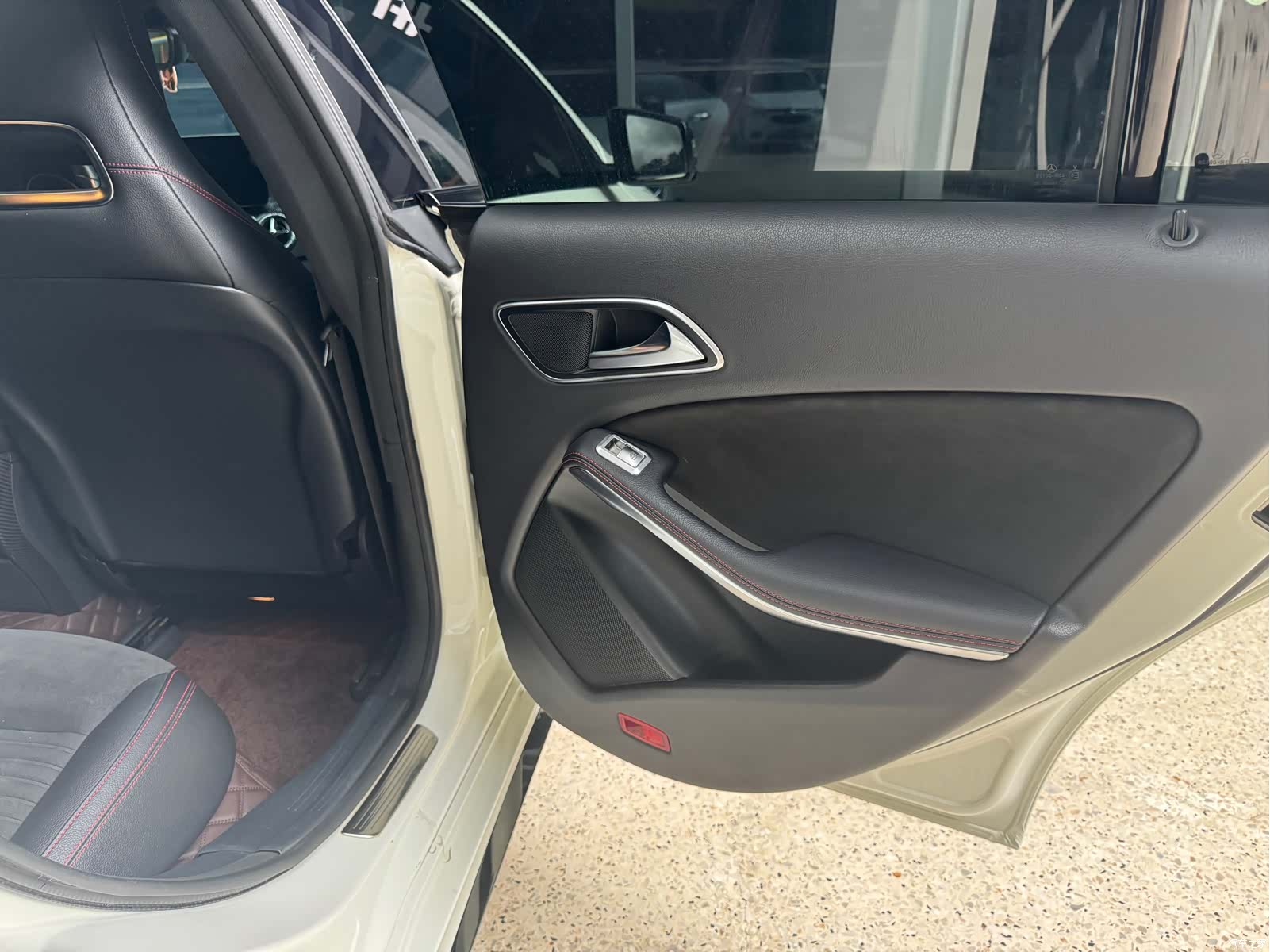 Mercedes-Benz CLA, 2018 13