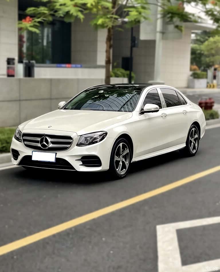 Mercedes-Benz E-Class, 2017 1