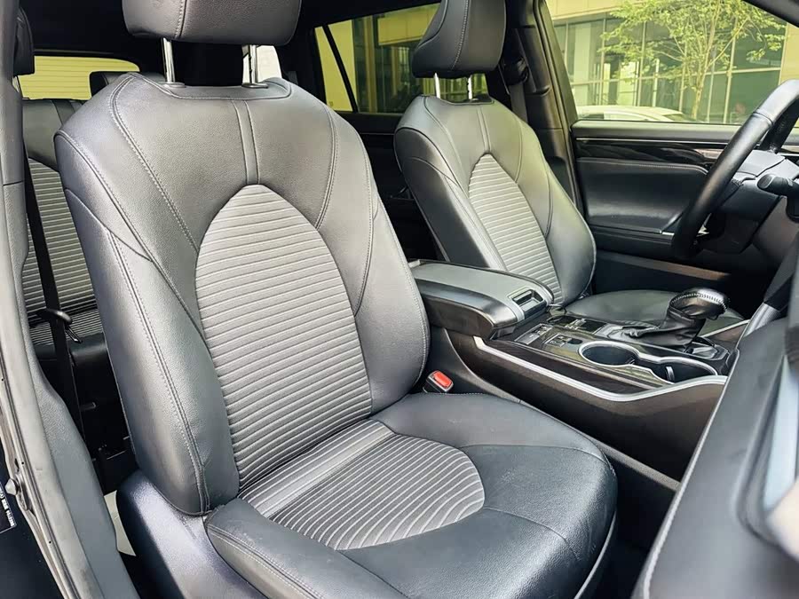 Toyota Crown Kluger 2022, фото 7