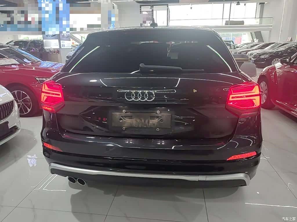Audi Q2L, 2020 6