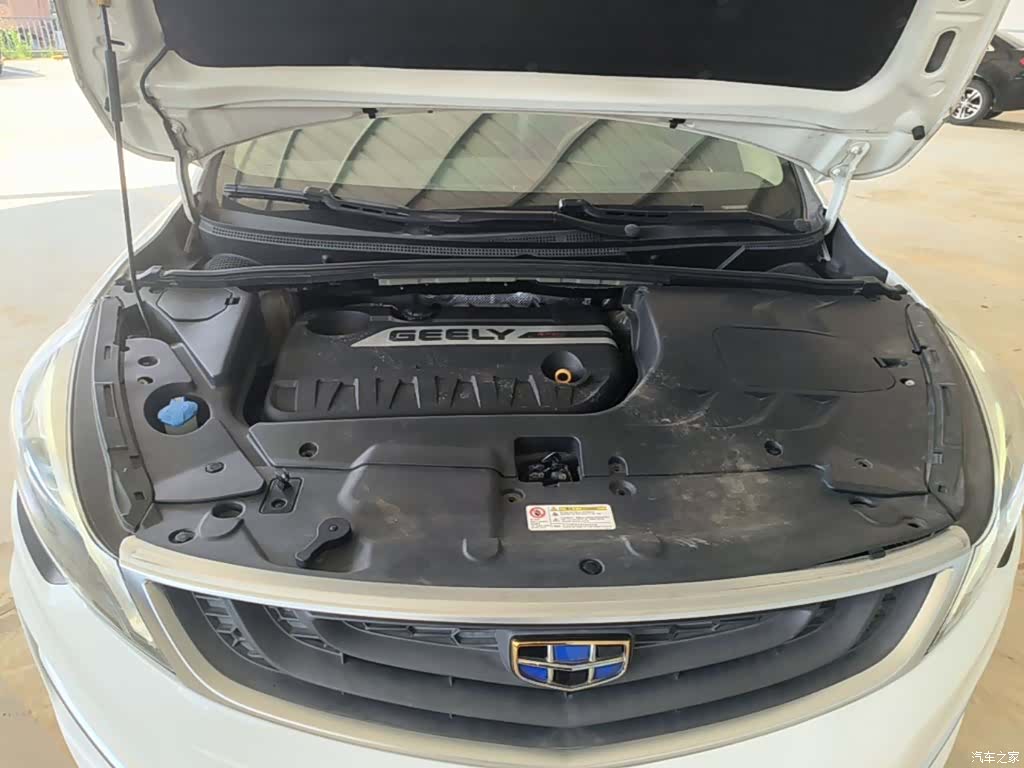 Geely Emgrand, 2018 20