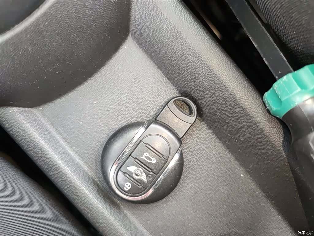 Mini ONE+, 2015 9