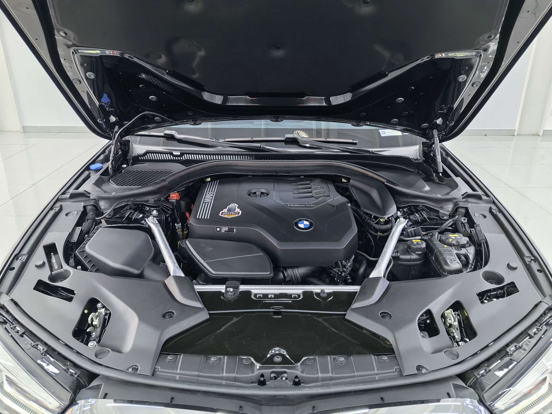 BMW 5 Series, 2022 24