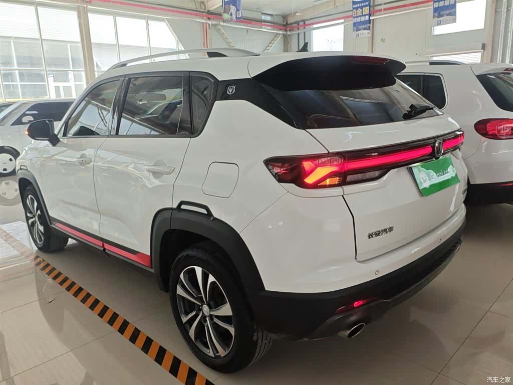 Changan CS35, 2022 все фото