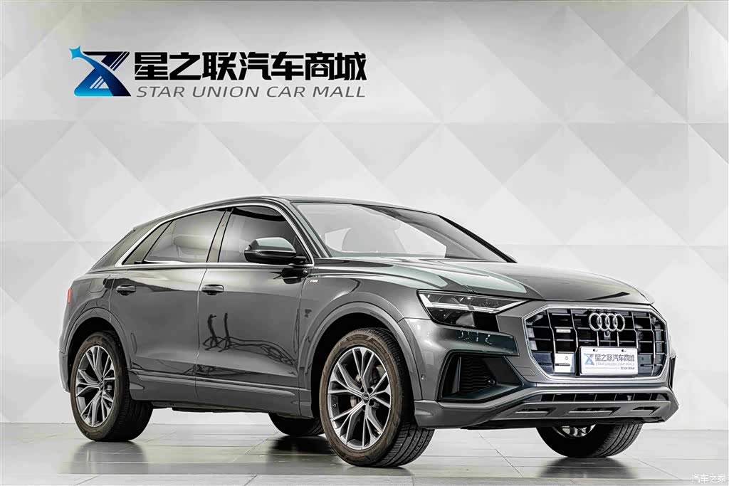 Audi Q8, 2021 все фото