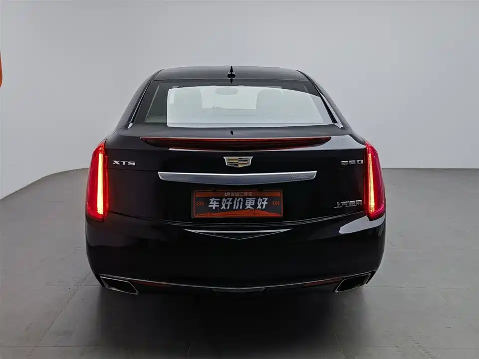 Cadillac XTS
